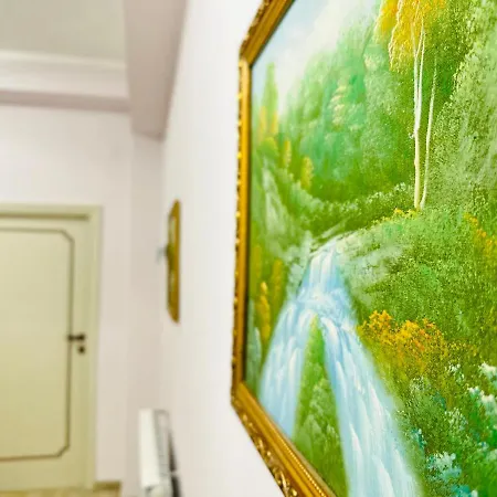 Peace 2 לינה וארוחת בוקר *