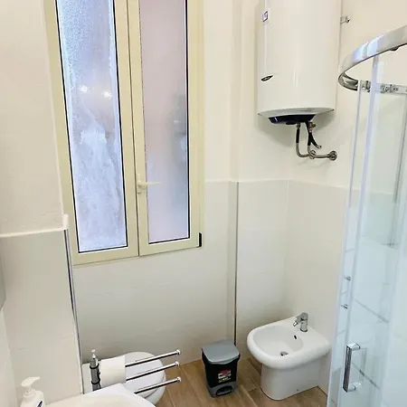 住宿加早餐酒店 Peace 2 *